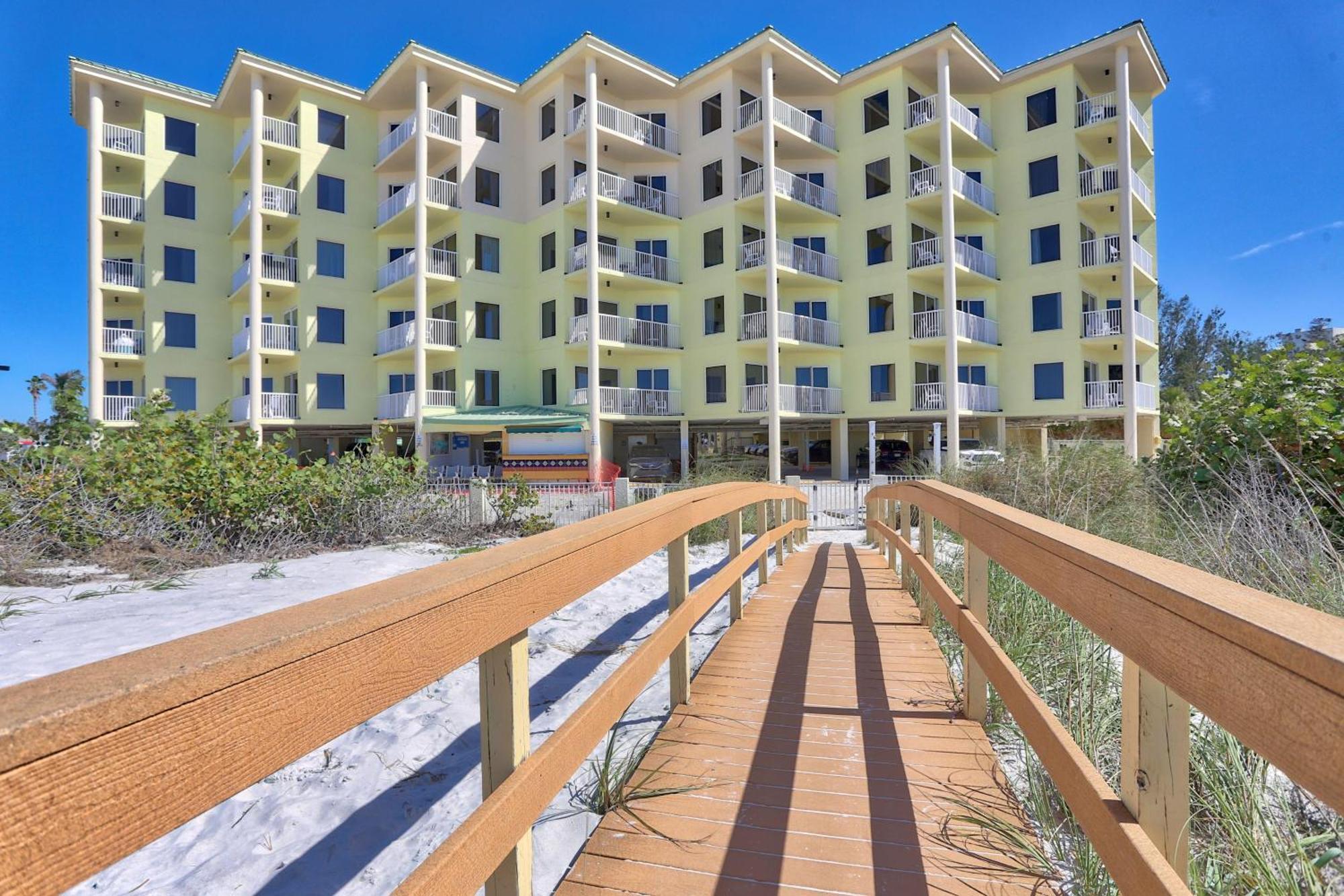 Villa Sunset Vistas 206S -Stunning Gulf Views, Fabulous Amenities! St. Pete Beach Exterior foto
